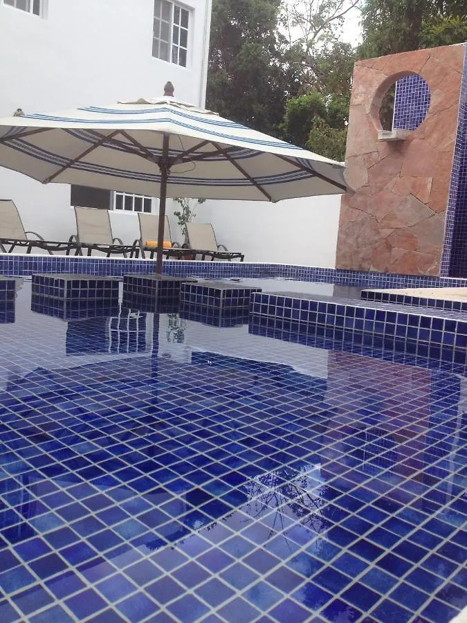 Villa Escondida Guest House Cozumel Downtown فندق مبيت وإفطار